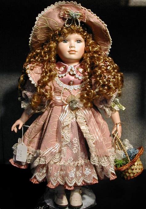Madame alexander, franklin mint, danbury mint. Expensive Toys - Bisque Dolls - www.nicespace.me