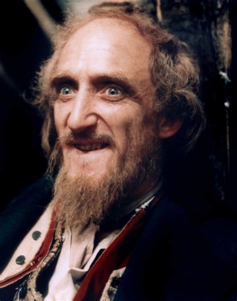 Ron Moody Played Fagin In Oliver Actors British Actors Oliver Twist