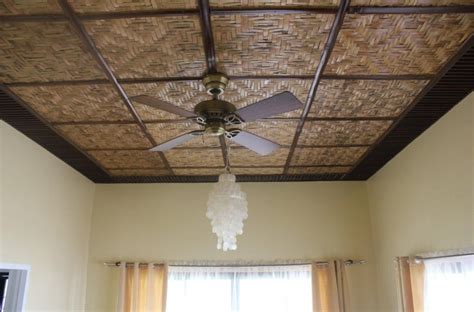 Concrete block lower walls, amakan uppers and nipa roof. PASSER L'HIVER AU CHAUD | Bamboo house design, Small house ...