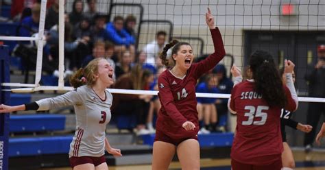 Girls Volleyball Lakes Stays Hot Beats Antioch Again