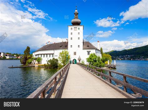 Gmunden Schloss Ort Image And Photo Free Trial Bigstock