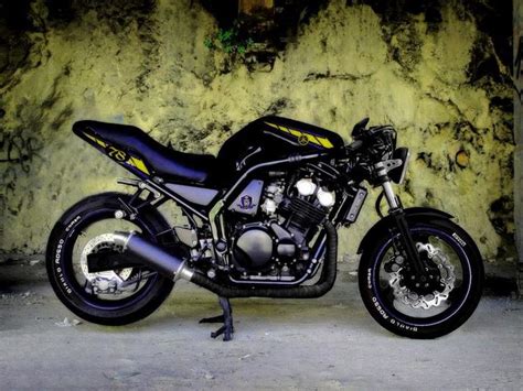 The yamaha fazer 600 cc was the base of this custom motorcycle made by lord drake kustoms and named sixtino who has transformed in a technical data. Yamaha FZS 600 Fazer Custom | Fazer 600 yamaha, Voitures ...