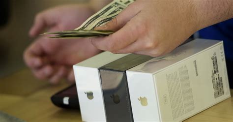 Apple Suppliers Slammed But Experts Say Buy