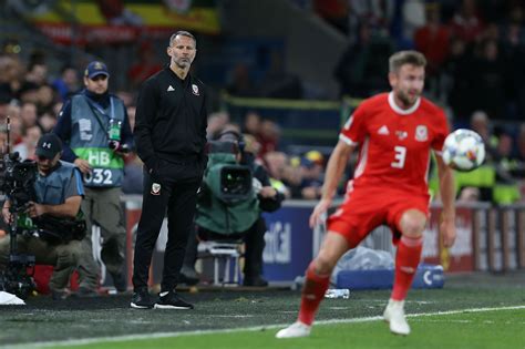 90' + 3' martin braithwaite (dänemark) bekommt in der gegnerischen hälfte einen freistoß zugesprochen. Denmark vs Wales odds: Free betting tips - UEFA Nations League