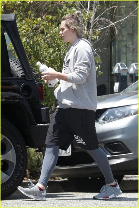 Photo Brooklyn Beckham Goes Shirtless In Gym Workout Photo 32 Photo 3730654 Just Jared