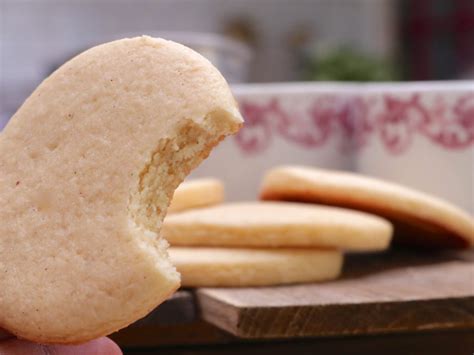 Discover (and save!) your own pins on pinterest. Deep South Old-Fashioned Tea Cakes Recipe | Divas Can Cook