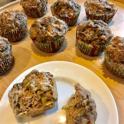 Amazingly Delicious Banana Zucchini Muffins - Positively Stacey