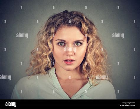 Female Headshot Scream Hi Res Stock Photography And Images Alamy