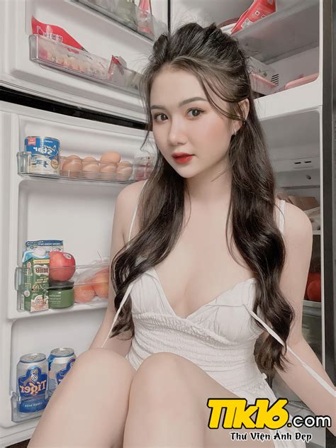Phan Ngọc Anh Thư Là Ai Người Mẫu Hot Tiktoker Với Vẻ Bề Ngoài Sexy Thân Hình Vạn Người Mê