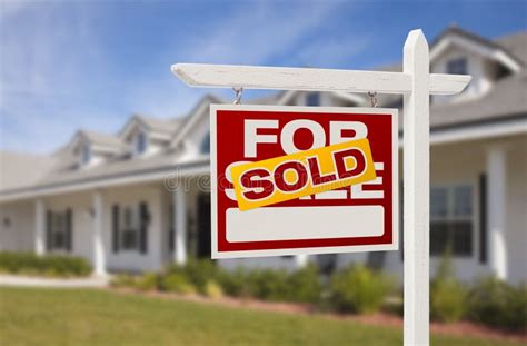 Sold Real Estate Sign And House Royalty Free Stock Photo Image 28880105