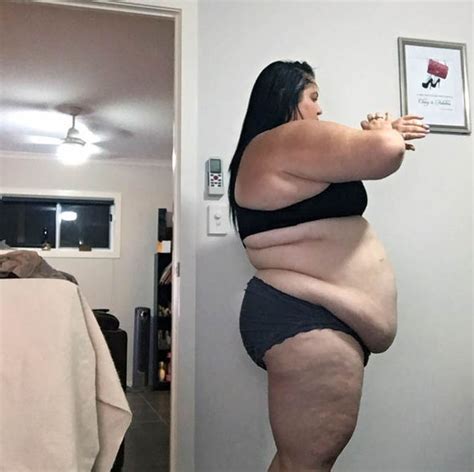 An Australian Woman Who Binged On Mcdonalds Everyday Lost 16 Stone And