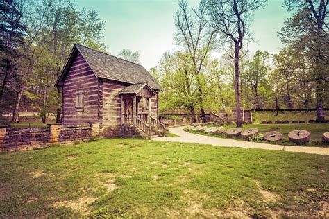 14 Best Places To Visit In Kentucky Planetware