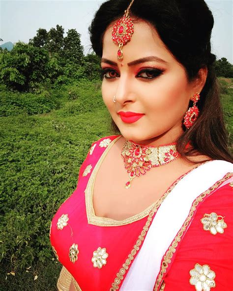 Top 10 Best And Beautiful Bhojpuri Actress Name With Photo 2021