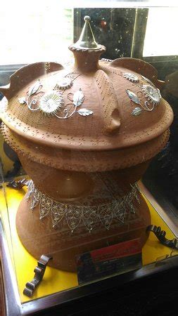 The istana batu royal museum (malay: Muzium Diraja Istana Batu - Picture of Muzium Diraja ...