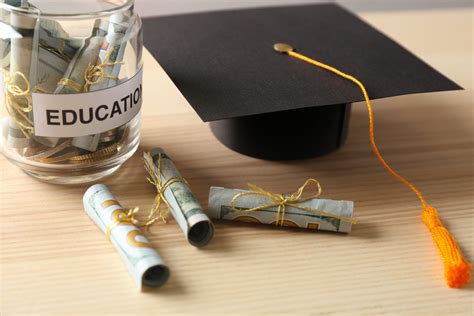 How to Build a College Fund For Your Child