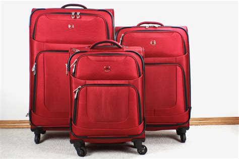 Swiss Gear Zernez Ii 3 Piece Soft Side 4 Wheeled Expandable Luggage Set