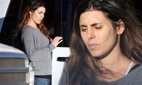 Jamie Lynn Sigler Looks Tired As She Goes Make Up Free In Grey Jumper