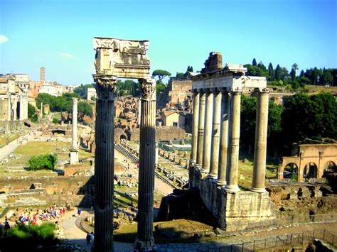 Adventures in Rome: Ancient Forums: Art History Photo Comparison