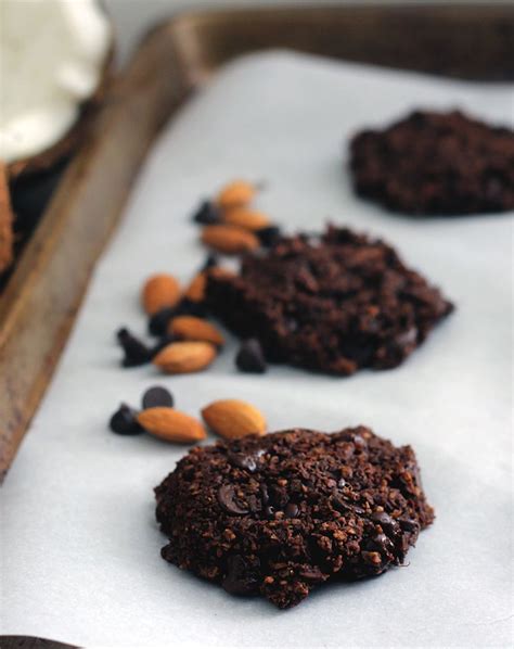 While this rich and creamy chocolate mousse happens to be vegan, i actually didn't make it because of any dietary restrictions or preferences. Vegan and GF Blackout Cookies (Inspired by Karlie's ...