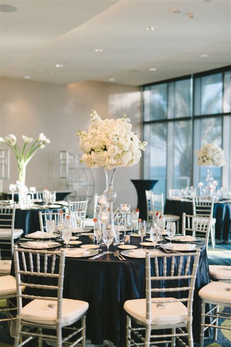 Ballroom Modern Elegant Wedding Reception Decor Round