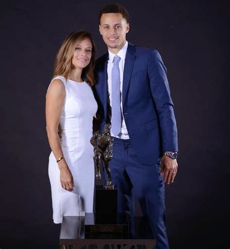 Meet Nba S Mvp Stephen Curry And His Godly Mum Sonya Curry