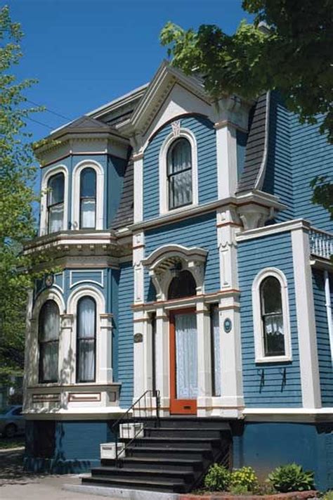 Victoria mansion after last year's first snowstorm. 50+ Victorian House Polychrome Paint Schemes Ideas (56) - Furniture Inspiration