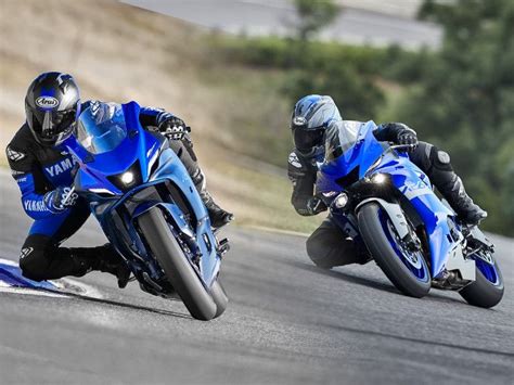 Yamaha Yzf R7 Vs Yzf R6 How Different Are The Two Yamaha Sport Bikes
