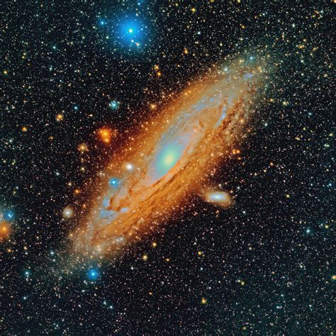 M31 The Andromeda Galaxy Telescope Live