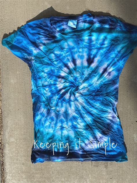 Tips And Tricks On How To Tie Dye Shirts Keeping It Simple Tie Dye