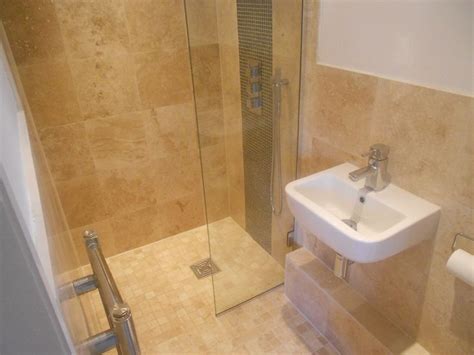 Consider these small shower ideas to help you fit a functional and attractive shower unit into a tight space. The 25+ best Small wet room ideas on Pinterest | Small ...