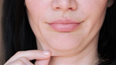 Double Chin Exercises You Can Do From Home