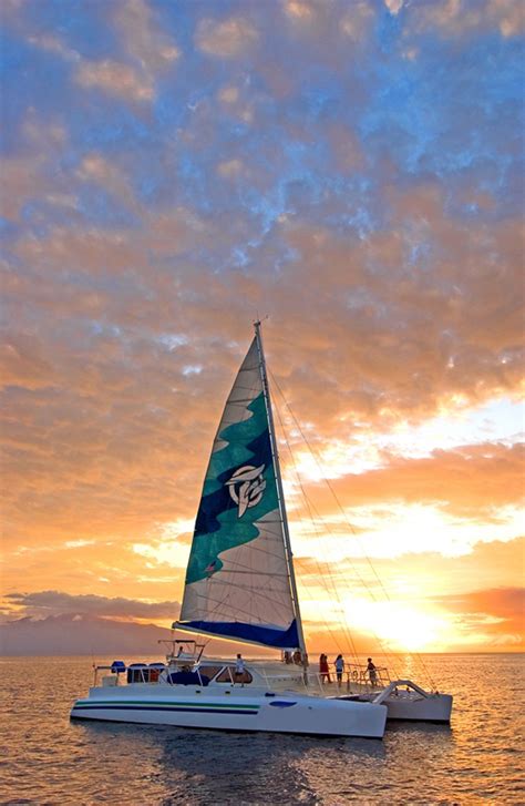 Kaanapali Sunset Dinner Sail With Save On Maui Stardust Hawaii