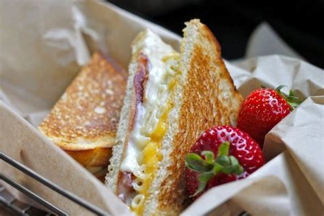 So when my friend jenny was in town for the rockies series, i suggested we check out american grilled cheese kitchen in soma near at. #food #lunch #grilledcheese #soup | American grilled ...
