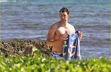 shirtless john krasinski blunt emily bikini cooper bradley pregnant body displays go clad size