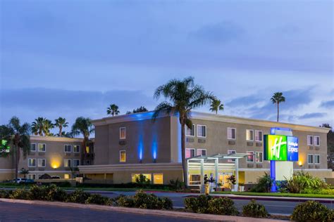 Holiday Inn Express San Diego Sea World Beach Area An Ihg Hotel San