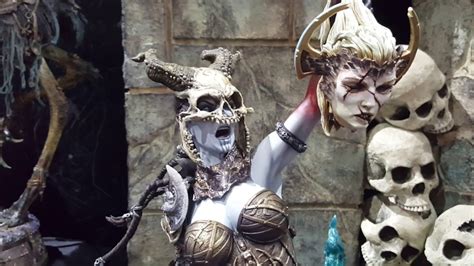 Sideshow Collectibles Court Of The Dead Sdcc 2017 Youtube