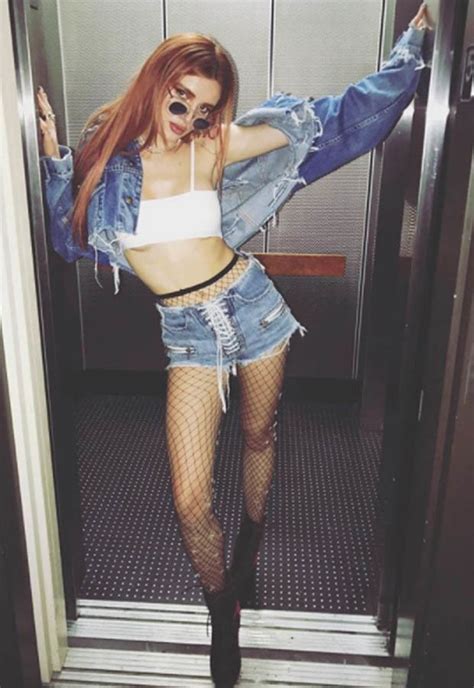 Bella Thorne Instagram Sexy Star Spreads Legs As She Goes Bare Below