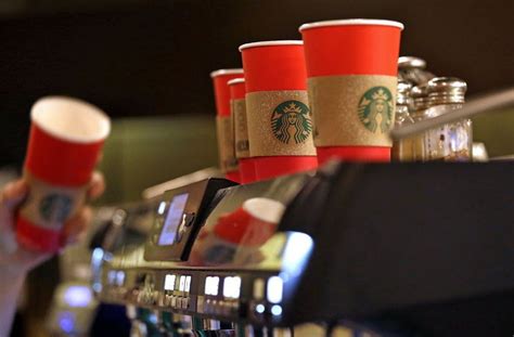 What Time Does Starbucks Open On Christmas Day 2015