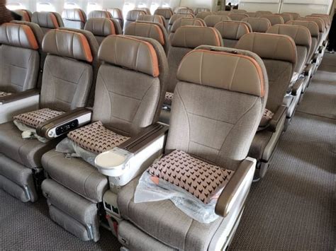 Eva Air Premium Economy Boeing 777