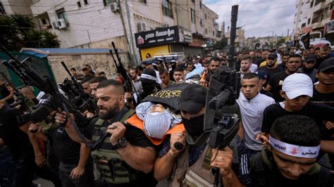 Palestinians 2 Killed In Israeli Military Raid In West Bank