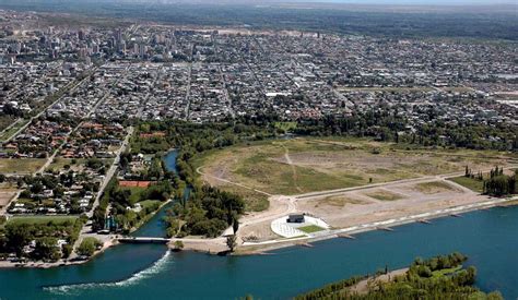 Paseo De La Costa De Neuquén Tripin