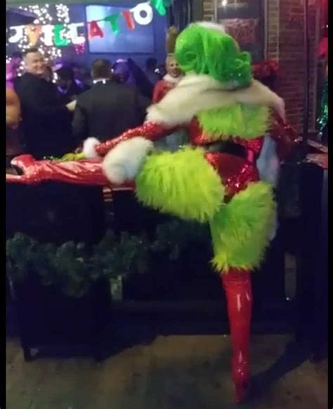 Female Grinch Back Very Funny Pictures Crazy Funny Pictures Really Funny Pictures