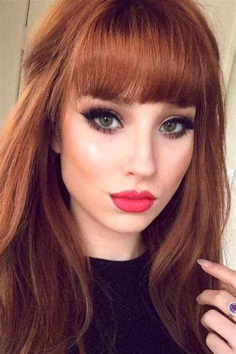 Another great example of how auburn can brighten up a whole look. 71 Insanely Gorgeous Hairstyles with Bangs