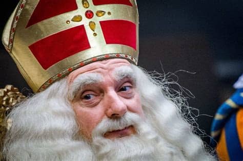 Bekijk de online winkels en maak jouw lijstje voor de sint gemakkelijk online! De allerbeste schoencadeautjes die je van Sinterklaas kan ...