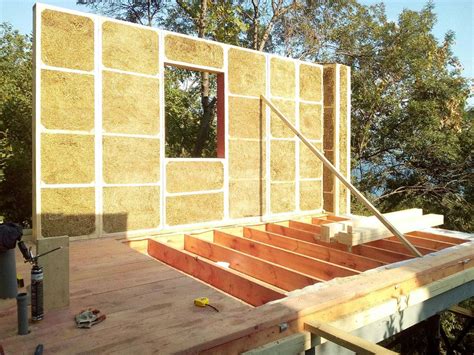 Flexible Tiny Houses Straw Walls Are Better Insulators Than Brick