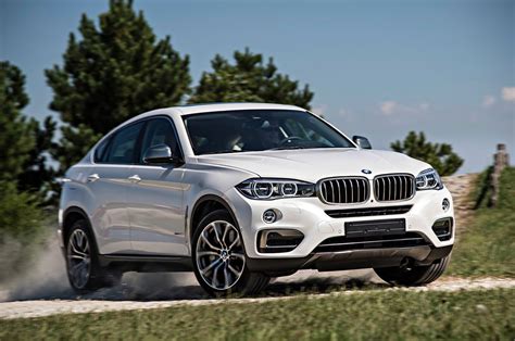 Check spelling or type a new query. Comparison - BMW X6 xDrive50i 2015 - vs - Mercedes-Benz GL-Class GL63AMG 2015 | SUV Drive