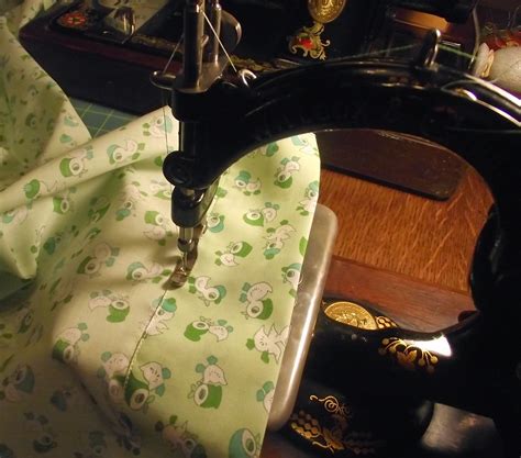 Lizzie Lenard Vintage Sewing Using The Willcox And Gibbs Automatic