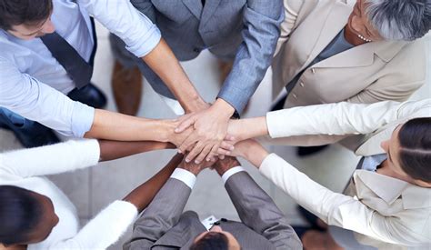 Key Ingredients For A Successful Team Huddle — Rismedia