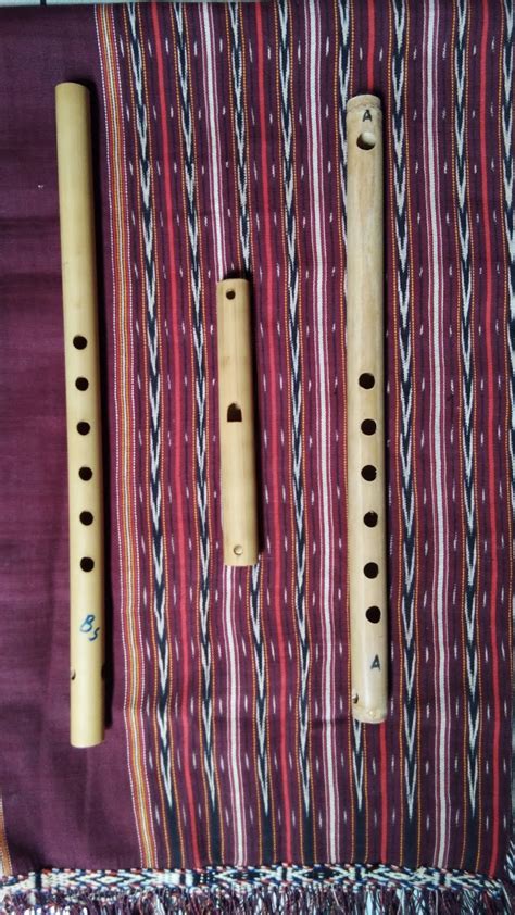Pembuatan dan fungsi garantung, salah satu alat musik tradisional batak toba. Daftar Alat Musik Batak beserta Harga