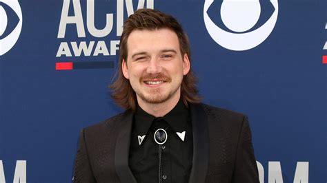 Morgan Wallen Under Scrutiny For Maskless Partying Ahead Of Snl Appearance Variety Snl